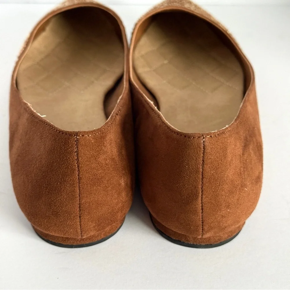 Jaclyn Smith Faux Suede Sequin Toe Flats Cognac Brown Size 9M